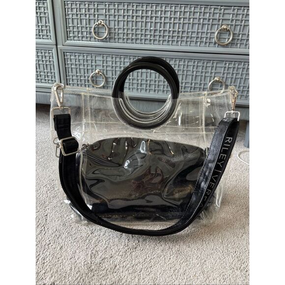 Riley Versa EXTROVERT BAG CLEAR HANDLE, $180 - Picture 6 of 14